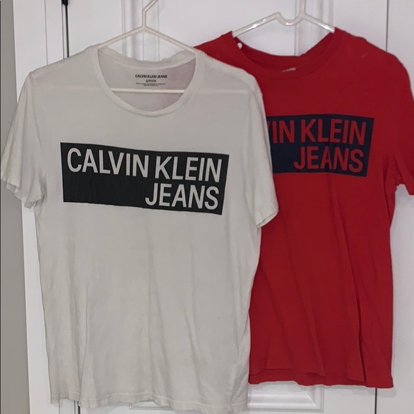 2 for 30$ or 15$ each Calvin Klein Tees - Picture 1 of 1